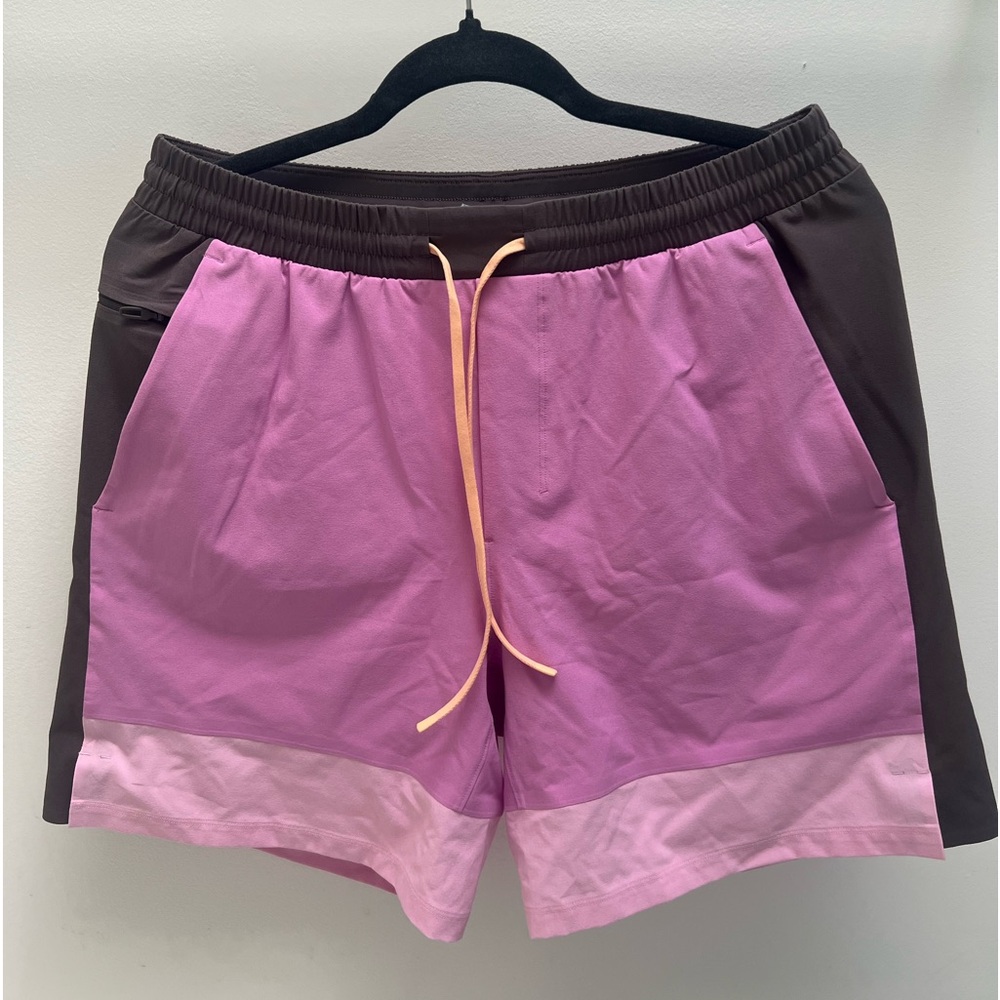 Lululemon Pool Short 7” Lined Purple Men’s Large